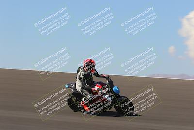 media/Oct-03-2022-Moto Forza (Mon) [[5f077a3730]]/Beginner Group/Session 2 (Turn 10)/